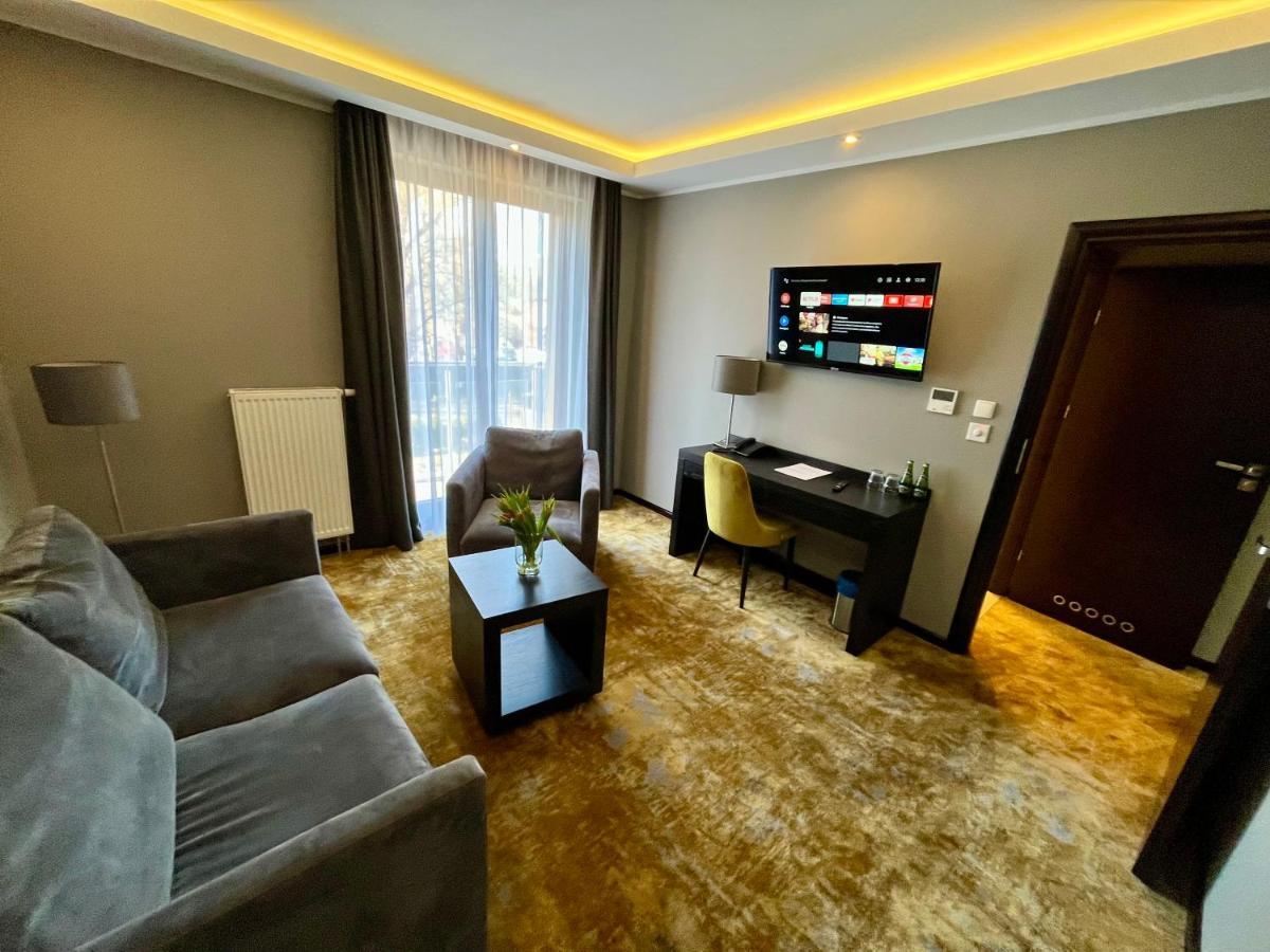 فندق Malta Premium بوزنان المظهر الخارجي الصورة